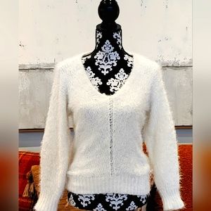 Delicate White BDG Sweater V-neck, Size S Small